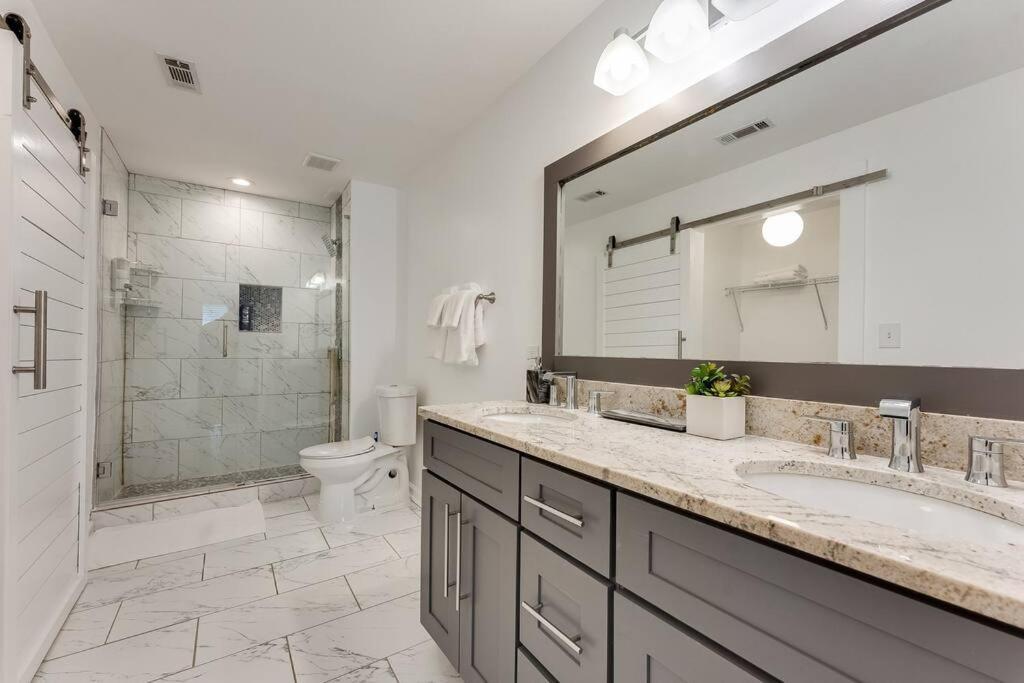 Luxury Atlanta Home - Self Check-In Pet Friendly Free Parking Kültér fotó