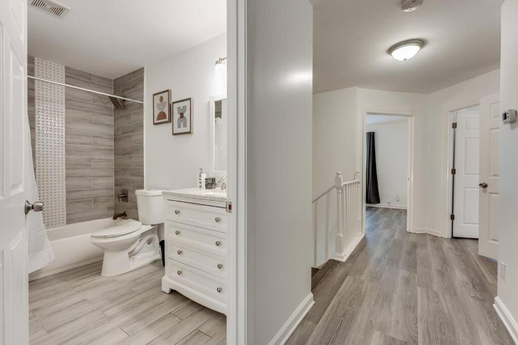 Luxury Atlanta Home - Self Check-In Pet Friendly Free Parking Kültér fotó